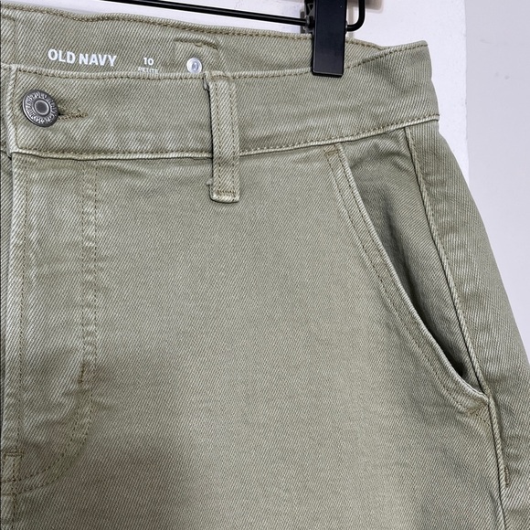 Old Navy Sage Green Pants - Picture 3 of 10